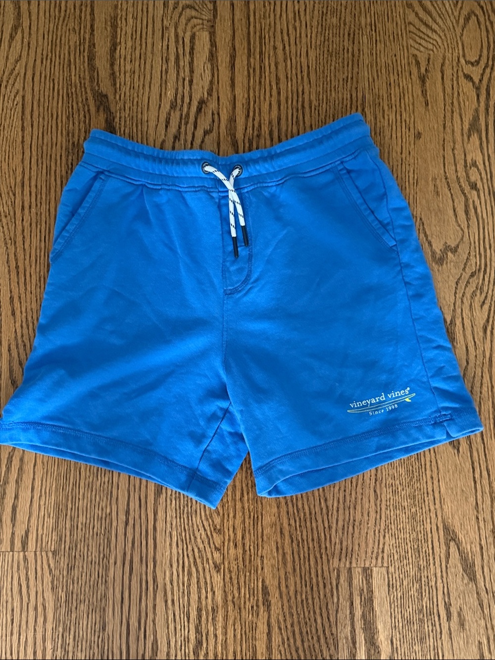 Vineyard Vines blue cotton shorts